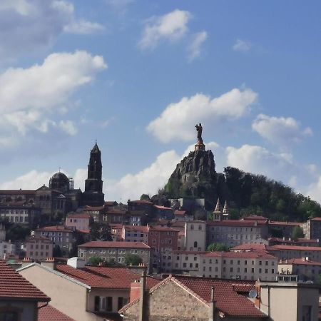 Velay Cocon Appartement 4 Chambres Avec Vue Sur Les Monuments Le Puy-en-Velay Luaran gambar