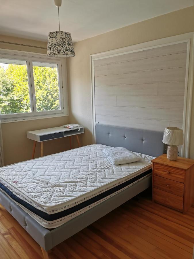 Velay Cocon Appartement 4 Chambres Avec Vue Sur Les Monuments Le Puy-en-Velay Luaran gambar