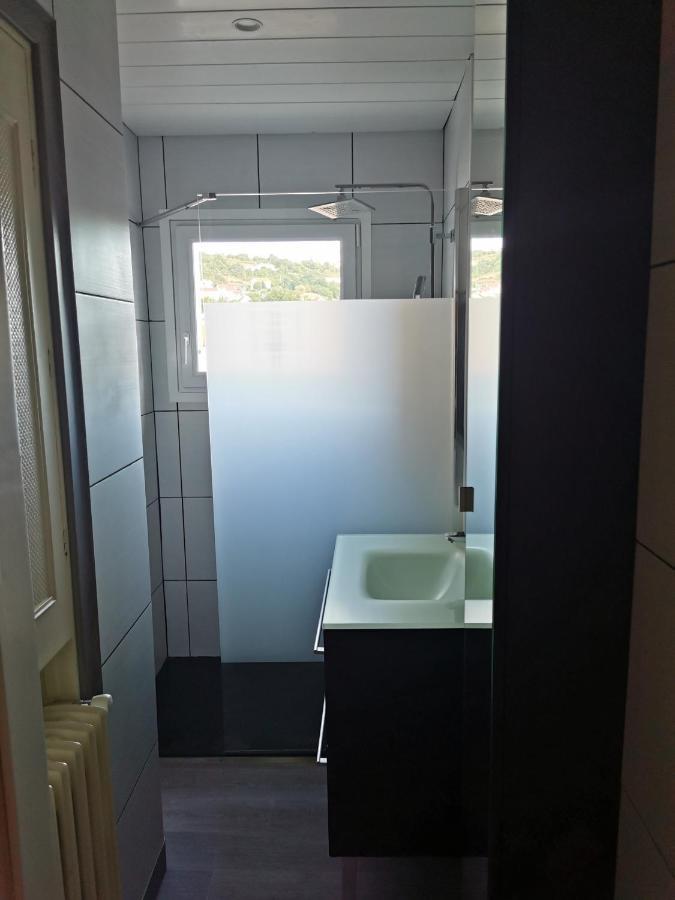 Velay Cocon Appartement 4 Chambres Avec Vue Sur Les Monuments Le Puy-en-Velay Luaran gambar